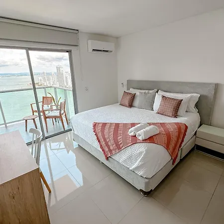 Con Vista A La Bahía Cartagena